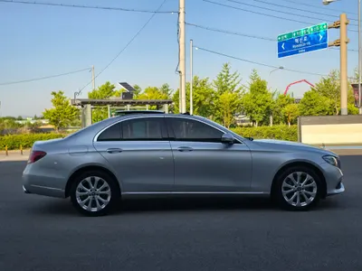 Mercedes-Benz E-Class W213 E300 4MATIC 2019 4