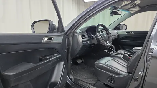 KG Mobility 렉스턴 스포츠 2.2 4WD 2018 10