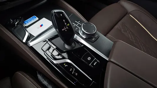 BMW 6 Series GT (G32) 620d M 2024 9