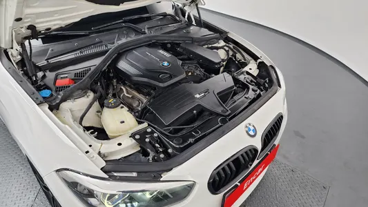 BMW 1 Series (F20) 118d M 5 2018 6