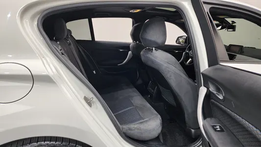 BMW 1 Series (F20) 118d M 5 2018 11