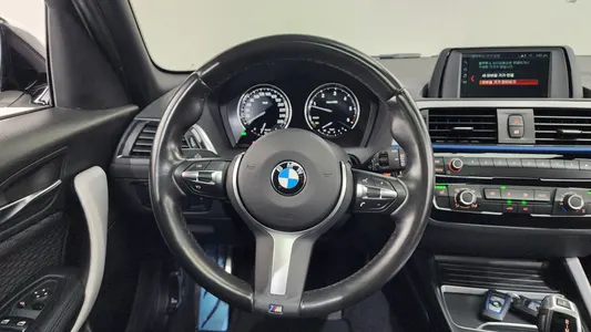 BMW 1 Series (F20) 118d M 5 2018 13