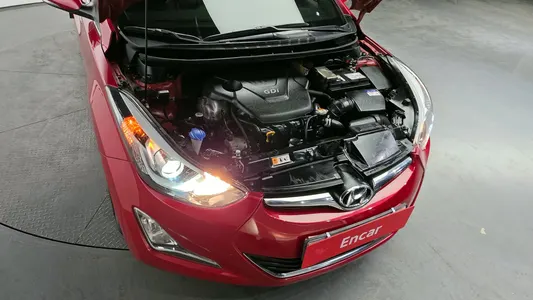 Hyundai 아반떼 1.6 GDi 2014 6