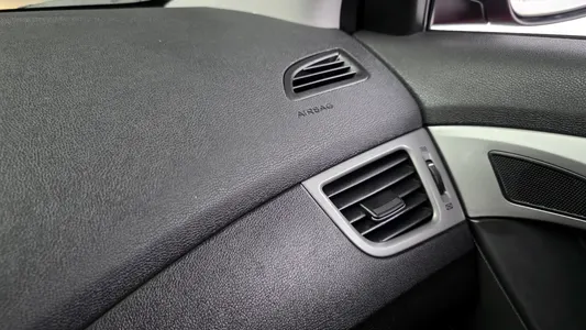 Hyundai 아반떼 1.6 GDi 2014 29