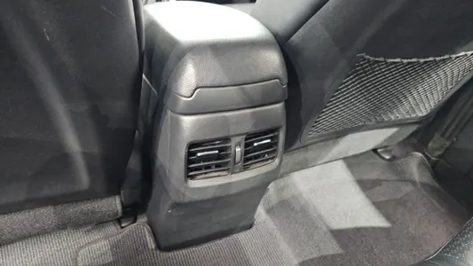 Hyundai 아반떼 1.6 VGT 2013 19