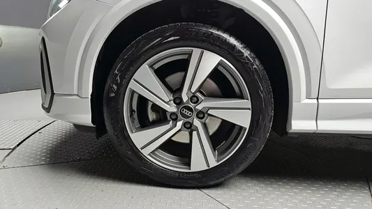 Audi Q2 35 TDI 2023 5