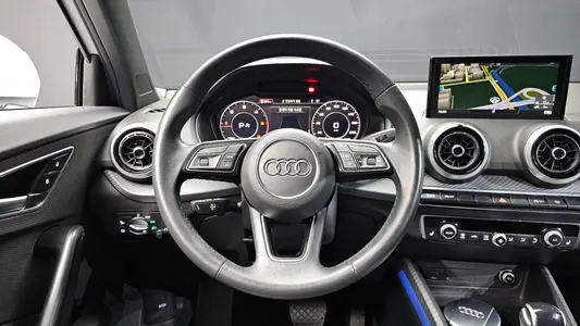 Audi Q2 35 TDI 2023 12