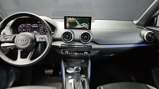Audi Q2 35 TDI 2023 13