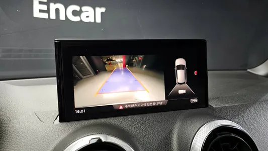Audi Q2 35 TDI 2023 14