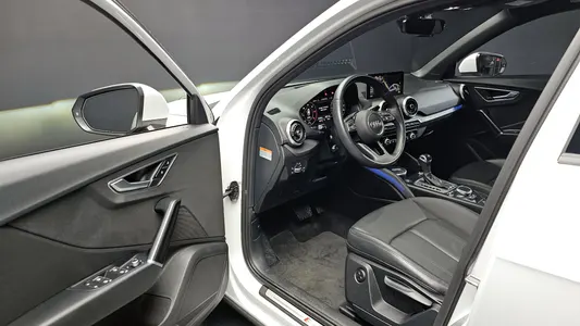 Audi Q2 35 TDI 2023 10