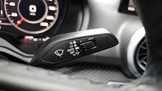 Audi Q2 35 TDI 2023 18