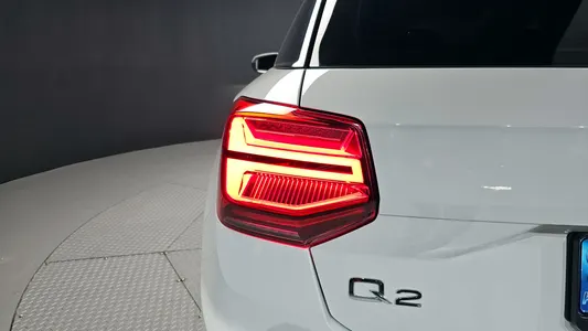 Audi Q2 35 TDI 2023 23