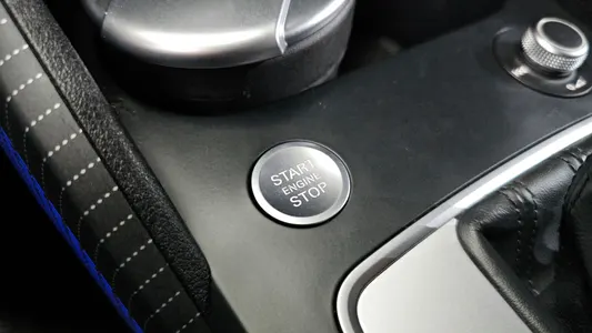 Audi Q2 35 TDI 2023 28