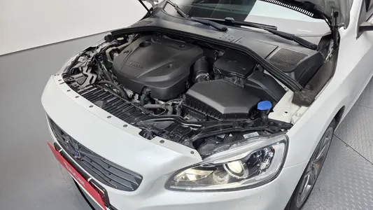 Volvo S60 D4 2017 6