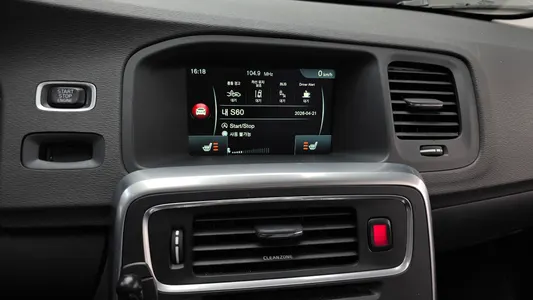 Volvo S60 D4 2017 16