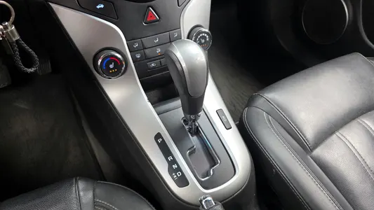 Chevrolet 어메이징 크루즈 1.4 LT 2015 9