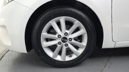 Kia K3 2016 5