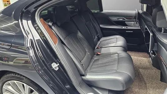 BMW 7 Series (G11) 750Li xDrive 2016 11