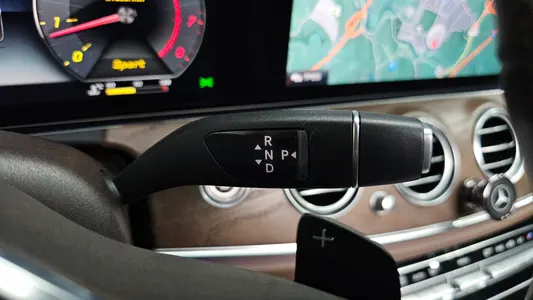 Mercedes-Benz E-Class W213 E300 4MATIC 2019 9
