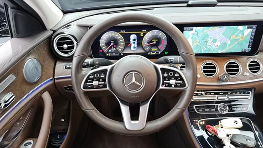 Mercedes-Benz E-Class W213 E300 4MATIC 2019 13