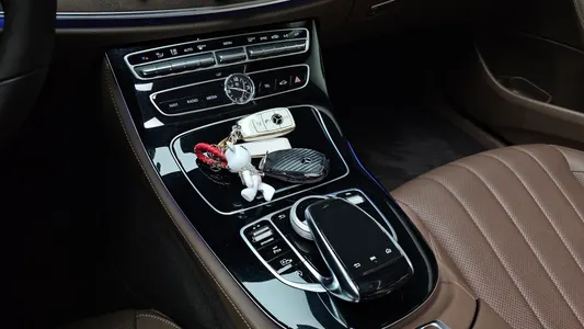Mercedes-Benz E-Class W213 E300 4MATIC 2019 18