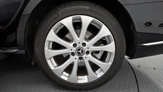 Mercedes-Benz E-Class W213 E300 4MATIC 2019 21