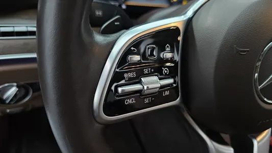Mercedes-Benz E-Class W213 E300 4MATIC 2019 29