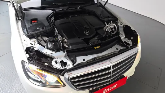 Mercedes-Benz E-Class W213 E220d 2017 6