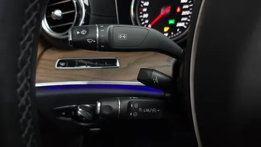 Mercedes-Benz E-Class W213 E220d 2017 16