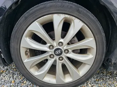 Hyundai YF Y20 2010 6