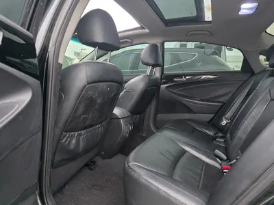 Hyundai YF Y20 2010 8