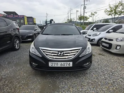 Hyundai YF Y20 2010