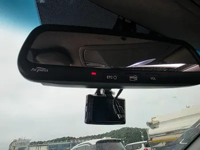 Hyundai YF Y20 2010 15