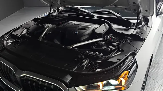 BMW 5 Series (G60) 520i M 2025 5