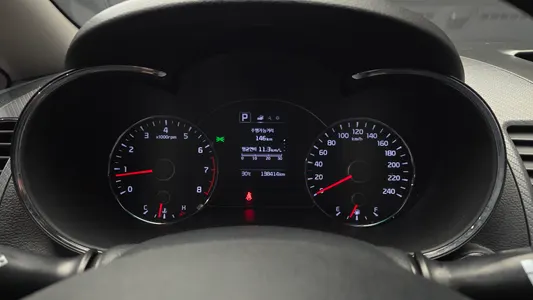Kia K3 2016 8