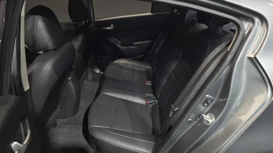 Kia K3 2016 12
