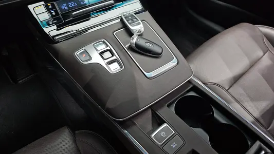 Hyundai IG 3.3 2022 9