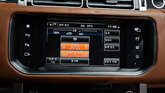 Land Rover 4 4.4 SDV8 AB 2016 18