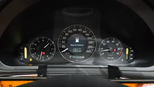 Mercedes-Benz E-Class W211 E280 2009 8