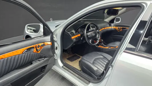 Mercedes-Benz E-Class W211 E280 2009 11