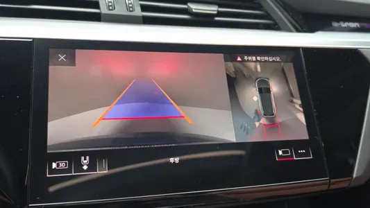 Audi e- 55 2020 15