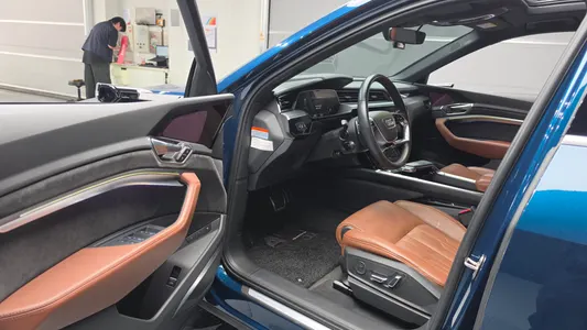 Audi e- 55 2020 10
