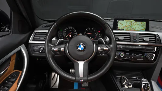 BMW 3 Series (F30) 330i M 2018 14