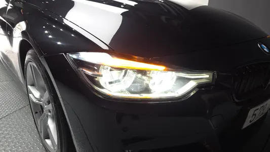 BMW 3 Series (F30) 330i M 2018 22
