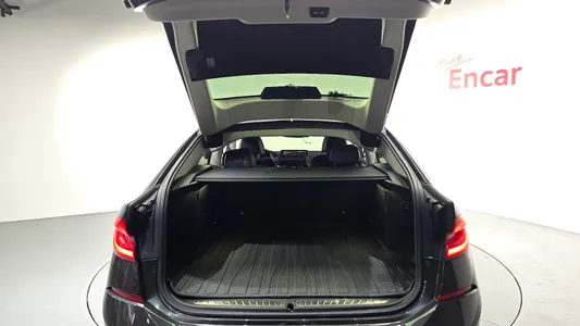 BMW 6 Series GT (G32) 620d 2022 18
