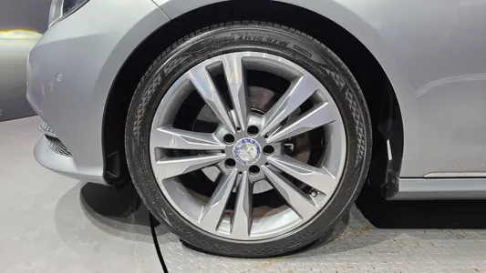 Mercedes-Benz E-Class W212 E300 4MATIC 2014 5