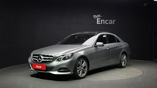 Mercedes-Benz E-Class W212 E300 4MATIC 2014