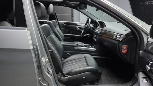 Mercedes-Benz E-Class W212 E300 4MATIC 2014 11
