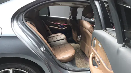 Mercedes-Benz E-Class W213 E300 2017 11