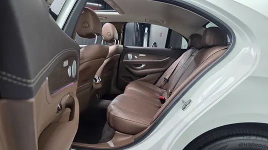 Mercedes-Benz E-Class W213 E300 4MATIC 2018 11